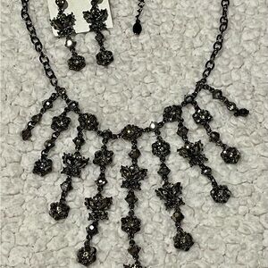 Elegant Black Crystal Necklace and Earring Set
